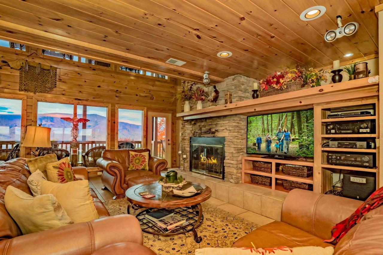 Tanasi Lodge - Reunions, Retreats, Weddings, Family Getaways Sevierville Exterior foto